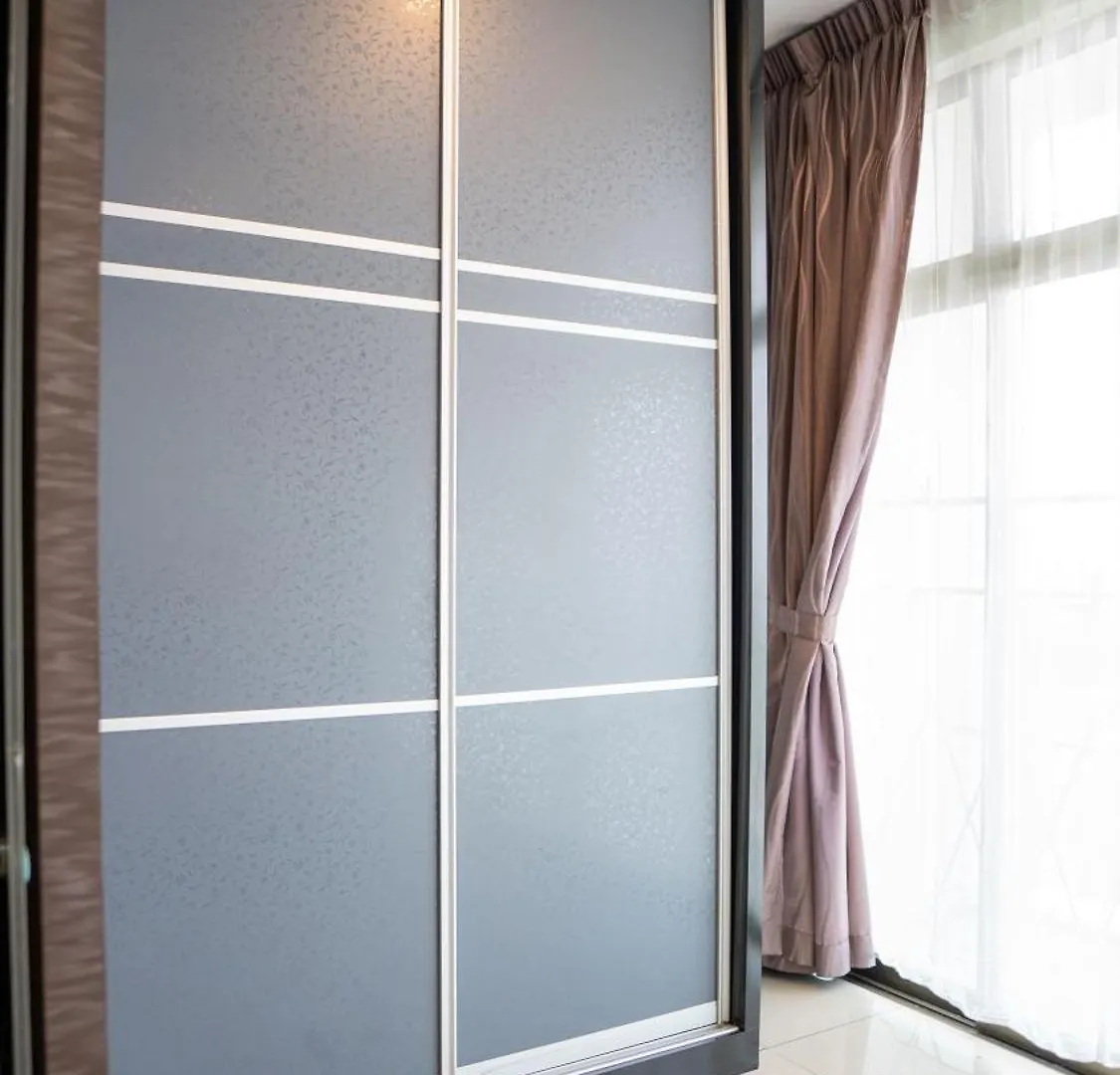 Apartment Mount Austin #Palazio B2 City View 1-2Pax #Mspro Johor Bahru
